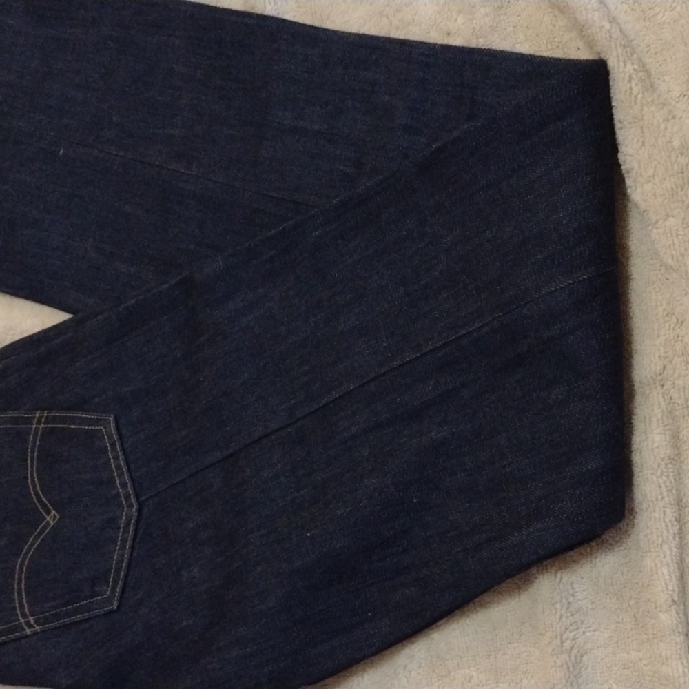 Levi's Jeans - Picture 14 of 16